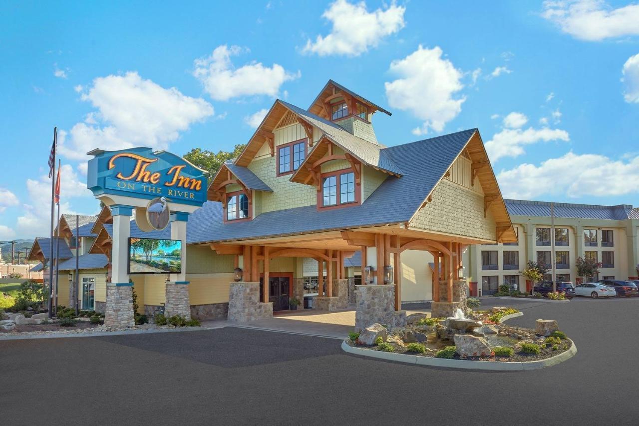The Inn On The River Pigeon Forge Exteriör bild
